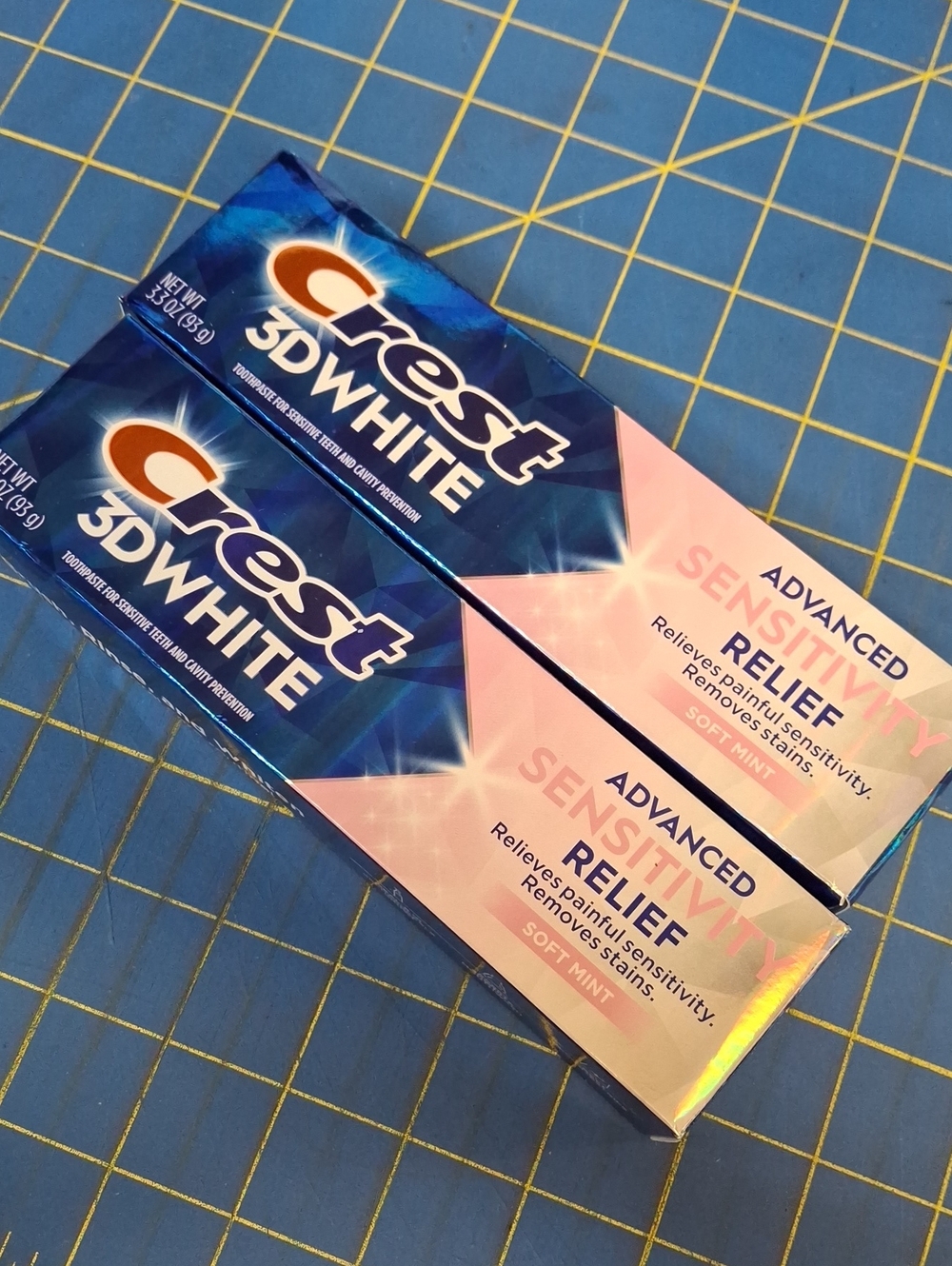 Crest 3D White Toothpaste 93g New Sealed Box Qty 2 Tubes